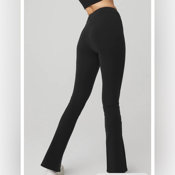 ALO Yoga Pants - ALO Yoga Pants